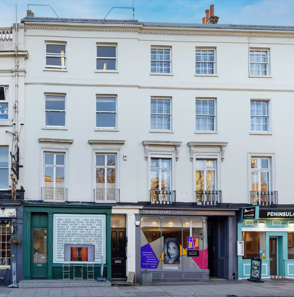 1 Lower Grosvenor Place